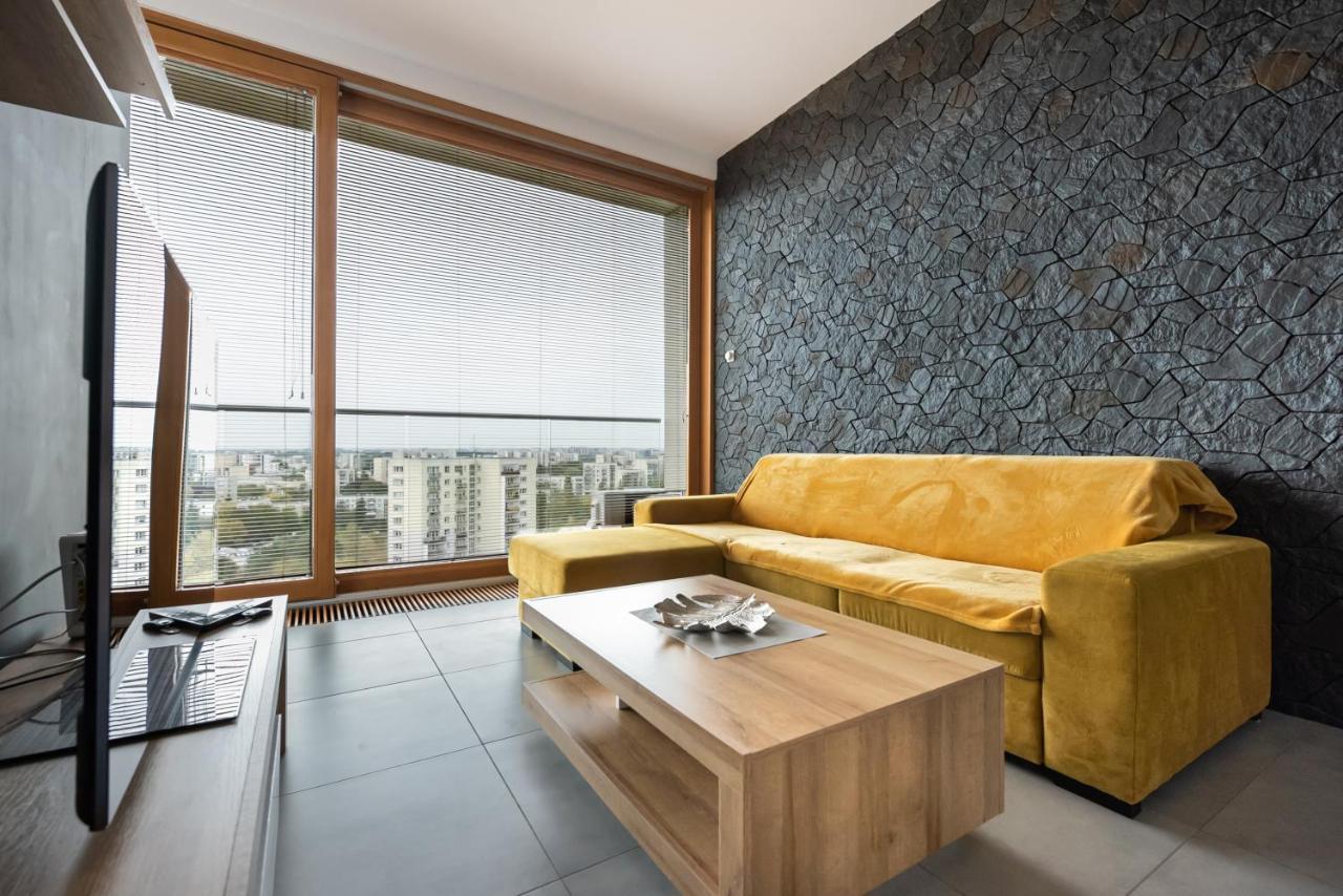 Metro Imielin 13Th Floor Apartment وارسو المظهر الخارجي الصورة